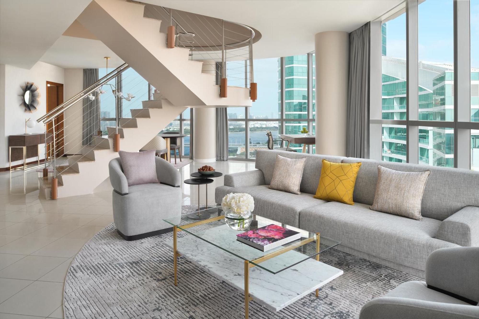 Intercontinental Residence Suites Dubai Festival City By Ihg Εξωτερικό φωτογραφία A living room in a penthouse at The Ritz-Carlton, South Beach
