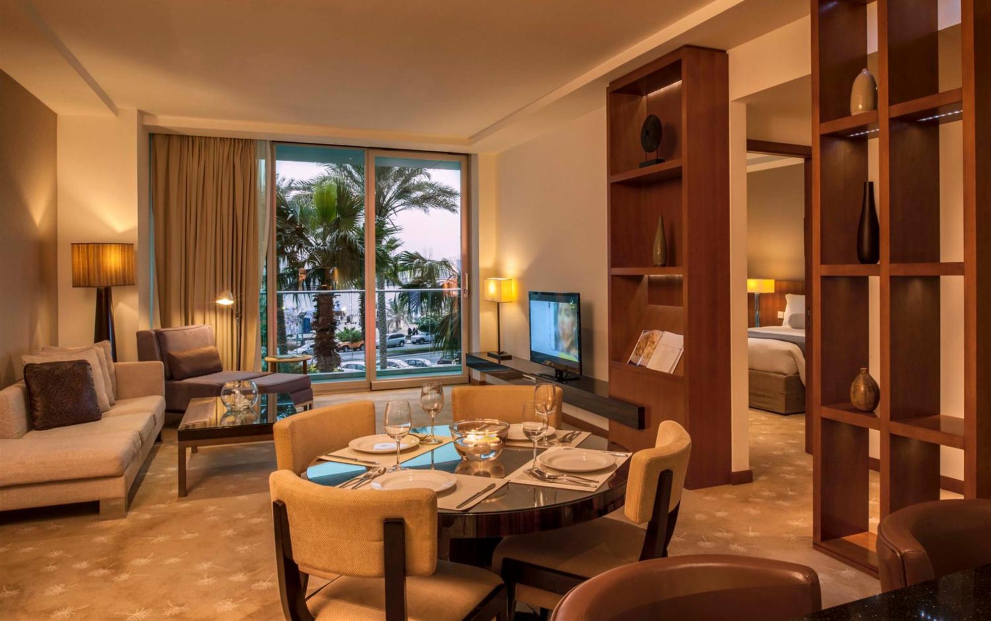 Intercontinental Residence Suites Dubai Festival City By Ihg Εξωτερικό φωτογραφία A suite at Jumeirah Atlantis