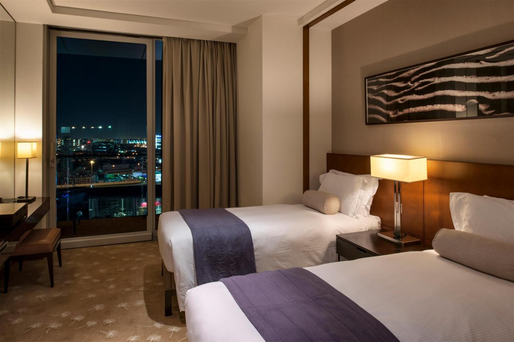 Intercontinental Residence Suites Dubai Festival City By Ihg Εξωτερικό φωτογραφία Deluxe Room